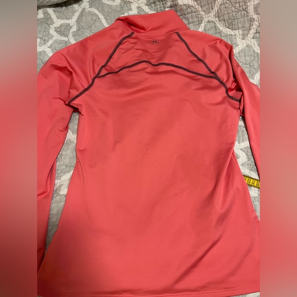Pink Under Armour running jacket - Picture 4 of 7